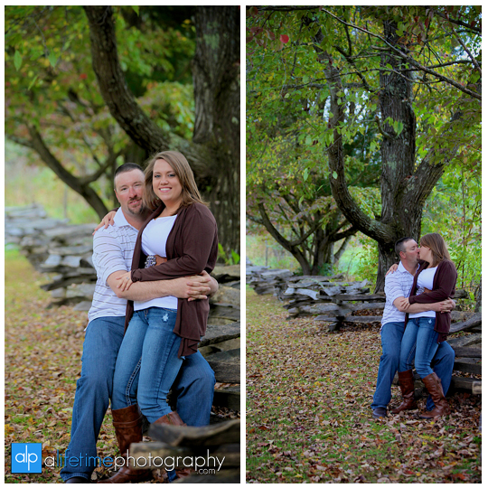 Cades-Cove-Family-Photograher-in-Townsend-TN-Couples-Kids-Photography-deer-wildlife-Smoky-Mountains-Session-Pictures-Gatlinburg-Pigeon-Forge-15