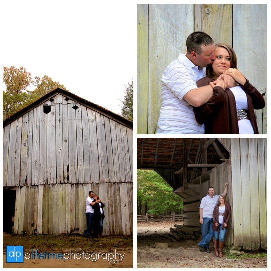 Cades-Cove-Family-Photograher-in-Townsend-TN-Couples-Kids-Photography-deer-wildlife-Smoky-Mountains-Session-Pictures-Gatlinburg-Pigeon-Forge-18