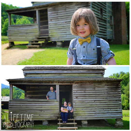 Cades-Cove-Family-Photographer-Kids-Gatlinburg-Smoky-Mountains-National-Park-Portraits-Session-Pigeon-Forge-Sevierville-Seymour-Knoxville-TN-17