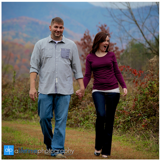 Engagement-session-ideas-dos-and-donts-what-to-expect-photographer-photography-Knoxville-TN-Johnson-City-Kingsport-Chattanooga-TN-5-what-to-expect-