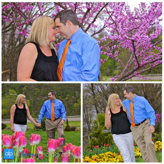 Engagement_Session_UT_Gardens_Knoxville_TN_Engaged_Couple_Family_Pictures