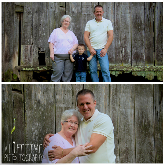 Family-Photographer-In-Pigeon-Forge-Gatlinburg-TN-Sevierville-Knoxville-Smoky-Mountains-Emerts-Cove-Covered-Bridge-generations-5