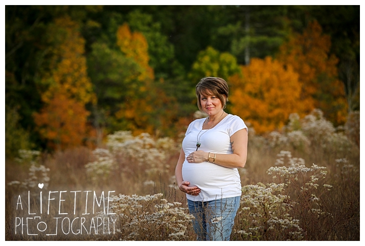family-photographer-maternity-knoxville-sevierville-pigeon-forge-dandridge-gatlinburg-seymour-smoky-mountains-old-mill-patriot-park_0127