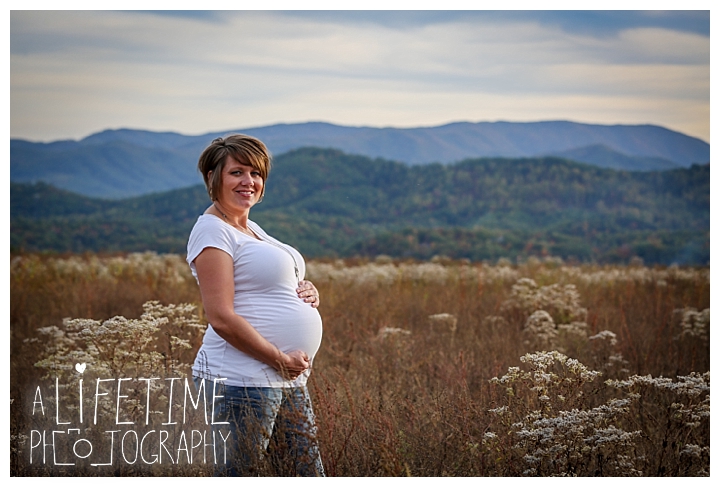 family-photographer-maternity-knoxville-sevierville-pigeon-forge-dandridge-gatlinburg-seymour-smoky-mountains-old-mill-patriot-park_0128