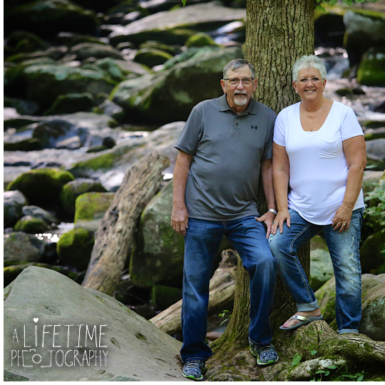 GSMNP-Smoky-Mountains-Family-Photographer-Roaring-Fork-Motor-Nature-Trail-Gatlinburg-Pigeon-Forge-Sevierville-Knoxville-TN-7