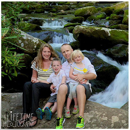Gatlinburg-Family-Photographer-Pigeon-Forge-Sevierville-Cosby-Townsend-Seymour-Knoxville-TN-Motor-Nature-Trail-Smoky-Mountains-17