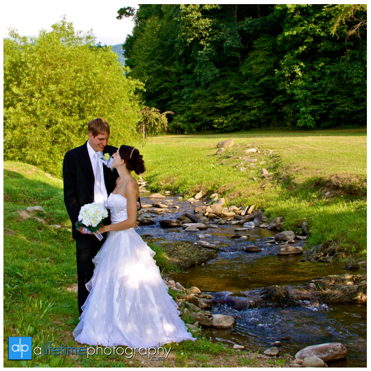 Gatlinburg-Pigeon-Forge-TN_Honey-Suckle-Hills-Wedding-Photographer-Smoky-Mountain-Sevierville-Knoxville-Kodak