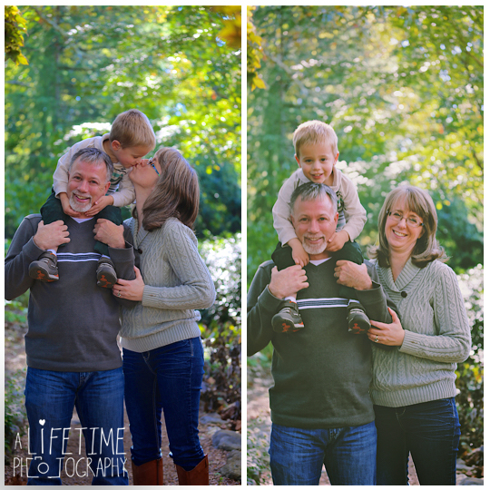 Knoxville-Family-Photographer-Botanical-Gardens-kids-Fall-Autumn-Photos-pictures-7