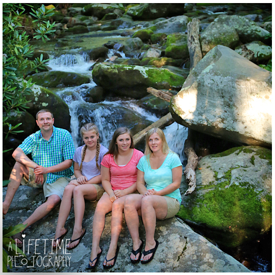 Motor-Nature-Trail-Family-Photographer-Smokies-Smoky-Montains-Gatlinburg-Pigeon-Forge-Knoxville-Seymour-Sevierville-Townsend-Wears-Valley-Dandridge-12