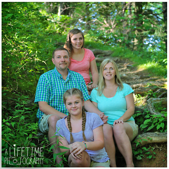 Motor-Nature-Trail-Family-Photographer-Smokies-Smoky-Montains-Gatlinburg-Pigeon-Forge-Knoxville-Seymour-Sevierville-Townsend-Wears-Valley-Dandridge-3