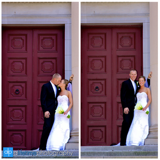 Newlywed_Couple_Downtown_Knoxville_TN_First_Baptist_Church_Pictures_Portraits