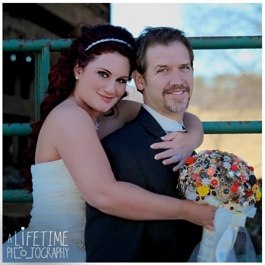 Seymour-Sevierville-Maryville-TN-Wedding-Photographer-barn-country-ceremony-photography-Knoxville-Strawberry-plains-Kodak-Pigeon-Forge-TN-21