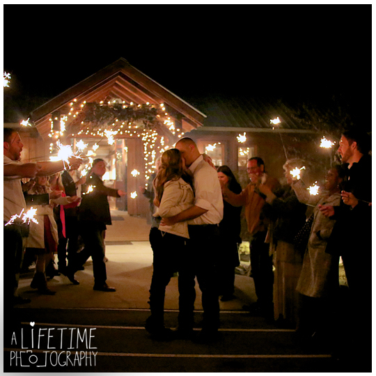 The-Barn-Event-Center-Of-The Smokies-Townsend-TN-Photographer-Wedding-Pigeon-Forge-Gatlinburg-Sevierville-Wears-Valley-25