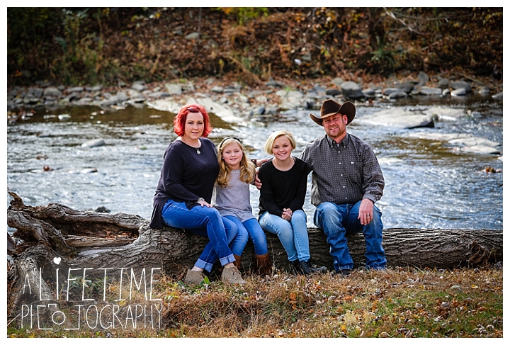 the-island-family-photographer-gatlinburg-pigeon-forge-knoxville-sevierville-dandridge-seymour-smoky-mountains-townsend-baby-photos-session-professional_0034