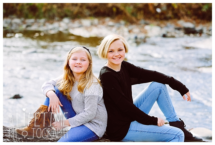 the-island-family-photographer-gatlinburg-pigeon-forge-knoxville-sevierville-dandridge-seymour-smoky-mountains-townsend-baby-photos-session-professional_0035
