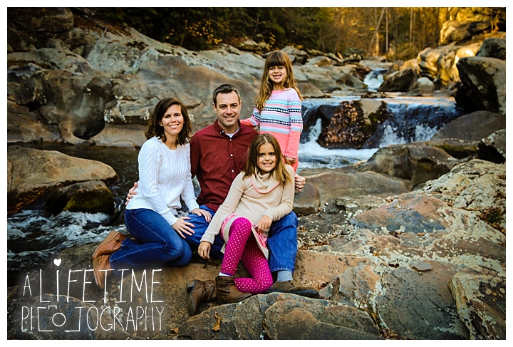 the-sinks-family-photographer-gatlinburg-pigeon-forge-knoxville-sevierville-dandridge-seymour-smoky-mountains-townsend-baby-photos-session-professional_0024