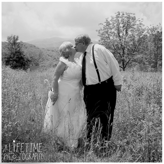 Vintage-Anniversary-Session-couple-Gatlinburg-Photographer-Vacation-Pictures-Pigeon-Forge-Emerts-Cove-Covered-Bridge-Sevierville-Knoxville-Pittman-Center-Cosby-Smoky-Mountains-11
