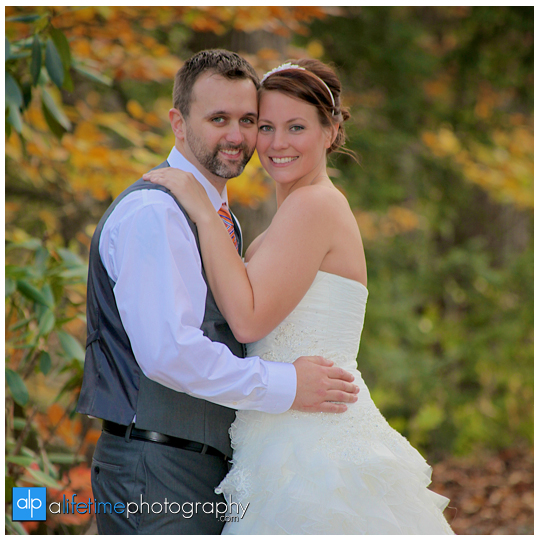 Wedding-Photographer-Bridal-Session-Photographer-in-Gatlinburg-Pigeon-Forge-Sevierville-Smoky-Mountains-Fall-Kids-Family-Photography-Pictures-2