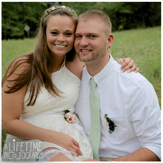 Wedding-Photographer-Smoky-Mountains-Gatlinburg-Knoxville-Pigeon-Forge-Seymour-Sevierville-Kodak-Newlywed-chapel-Emerts-Cove-7