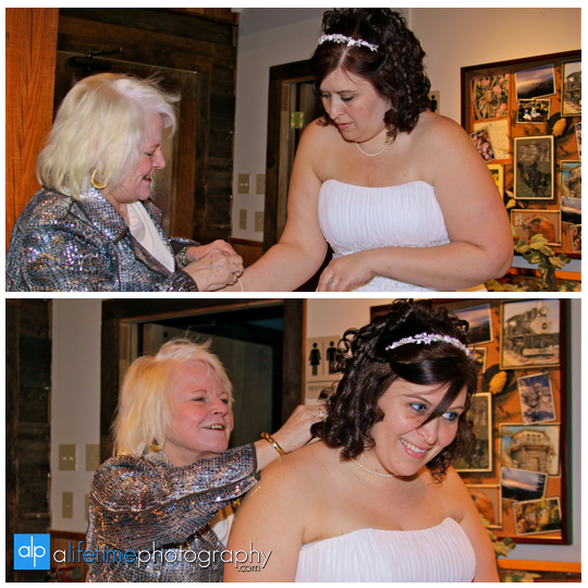 Wedding_Photographers_in_Townsend_TN_Gatlinburg_Pigeon_Forge_Barn_Event_Center_Of_The_Smokies_Smoky_Mountain_Photography