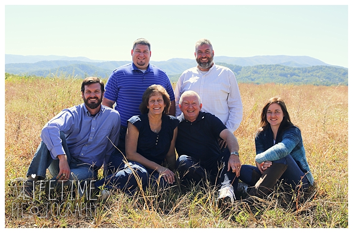 family-photographer-smoky-mountains-gatlinburg-pigeon-forge-seviervile-knoxville-townsend-tennessee-patriot-park-mountain-view_0145