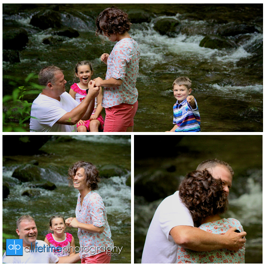 marriage-proposal-wedding-engagement-ring-marry-me-getting-engaged-ideas-Gatlinburg-TN-Photographer-Secretly-photographed-photographing-photography-pictures-kids-fiance-engaged-couple-Pigeon-Forge-National-Park-Smoky-Mountians-4