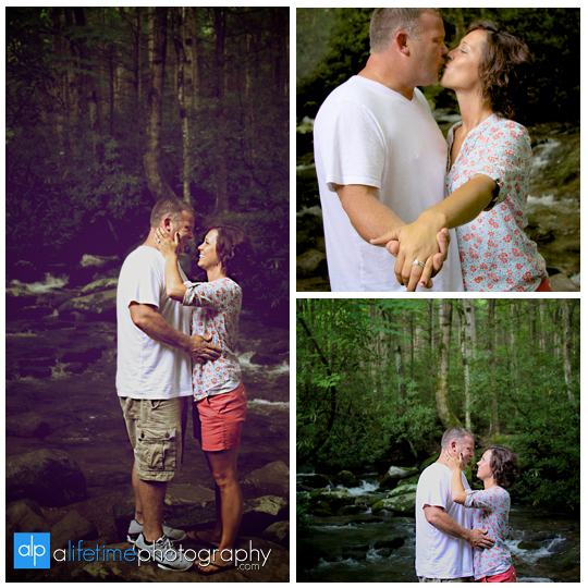 marriage-proposal-wedding-engagement-ring-marry-me-getting-engaged-ideas-Gatlinburg-TN-Photographer-Secretly-photographed-photographing-photography-pictures-kids-fiance-engaged-couple-Pigeon-Forge-National-Park-Smoky-Mountians-8