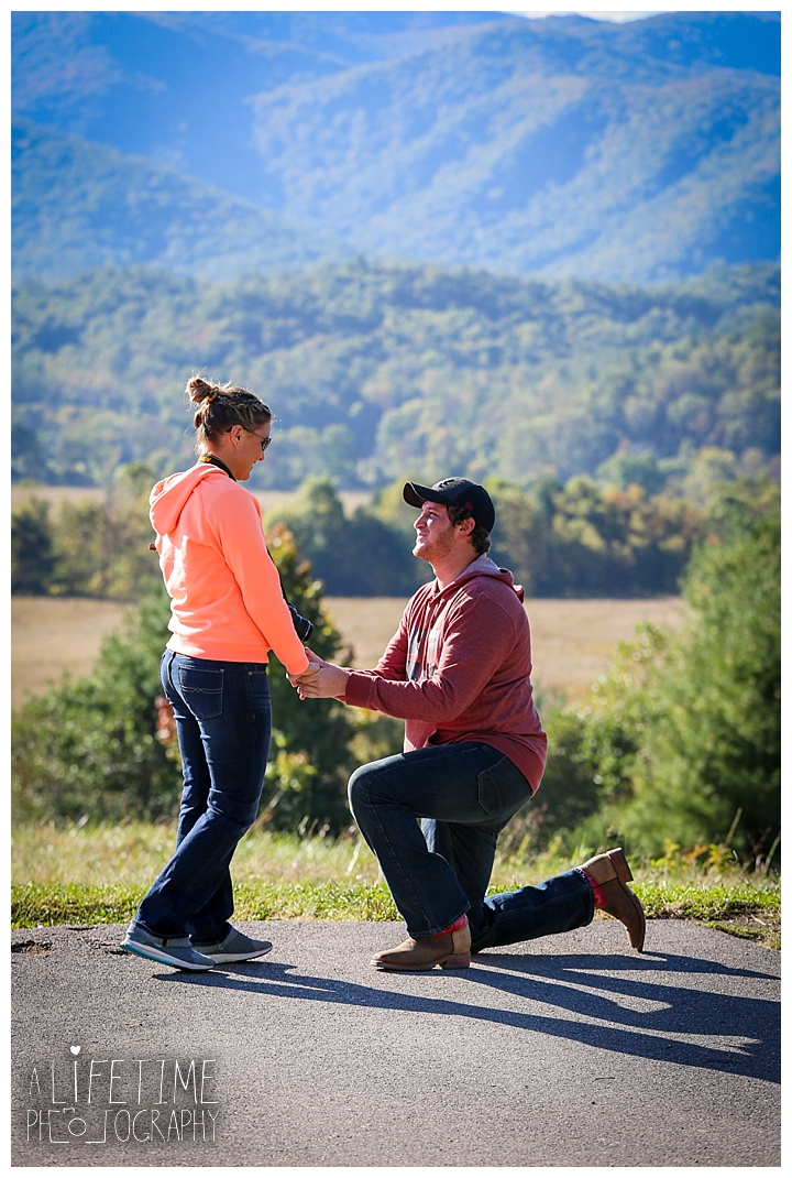 proposal-couple-photographer-cades-cove-smoky-mountains-gatlinburg-pigeon-forge-seviervile-knoxville-townsend-tennessee_0066