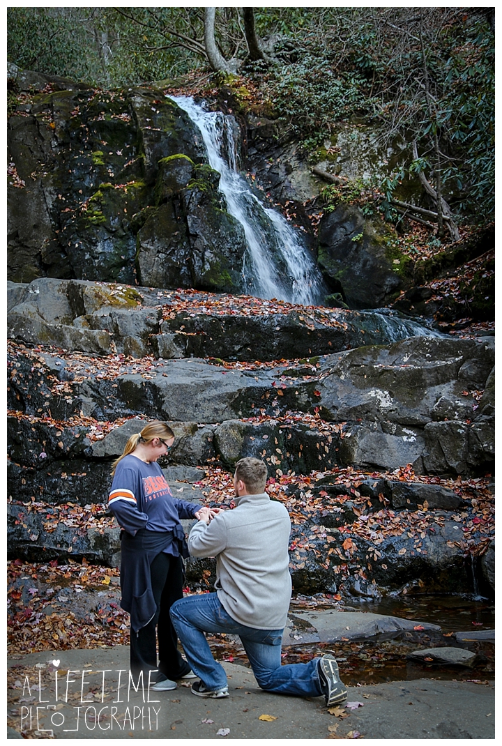 proposal-laurell-falls-waterfall-secret-photographer-knoxville-sevierville-pigeon-forge-dandridge-gatlinburg-seymour-smoky-mountains_0132