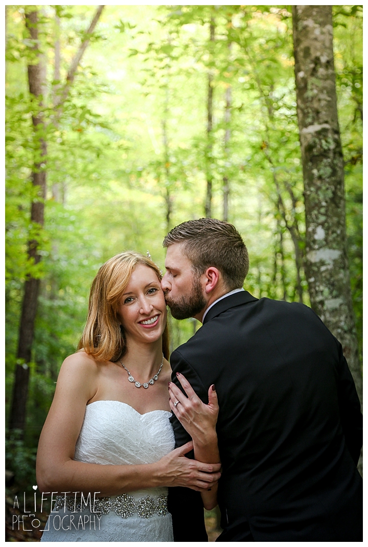 wedding-photographer-smoky-mountains-foothills-parkway-the-sink-gatlinburg-pigeon-forge-seviervile-knoxville-townsend-tennessee_0108